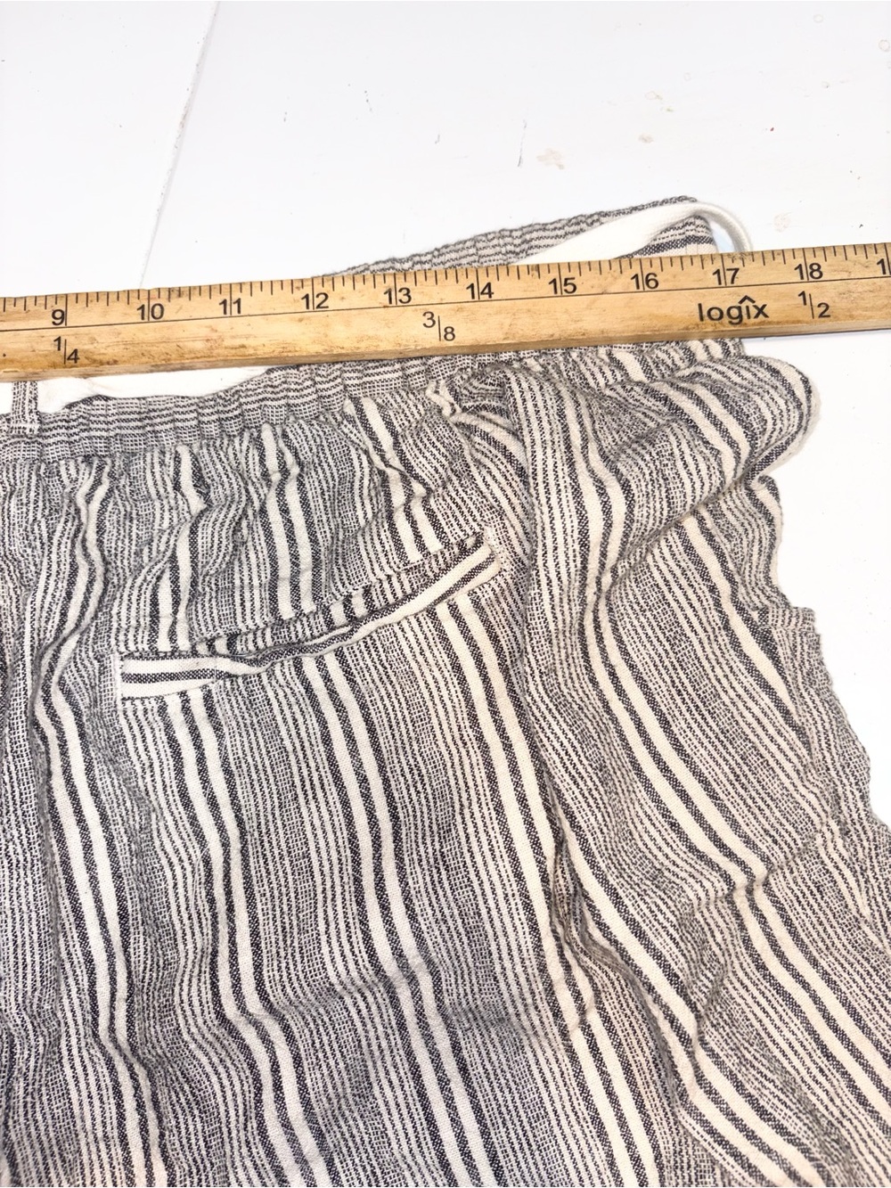 Lane Bryant Striped Linen-Blend Drawstring Shorts 14-16 - Picture 11 of 12